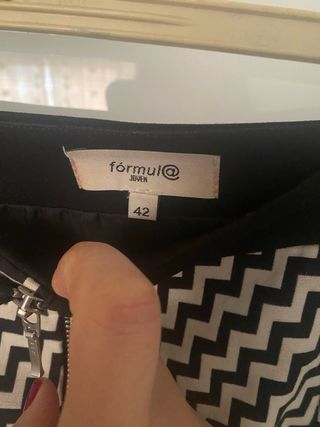 Minifalda Zigzag Negra y Blanca