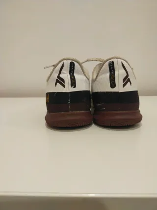 Botas fútbol sala niño