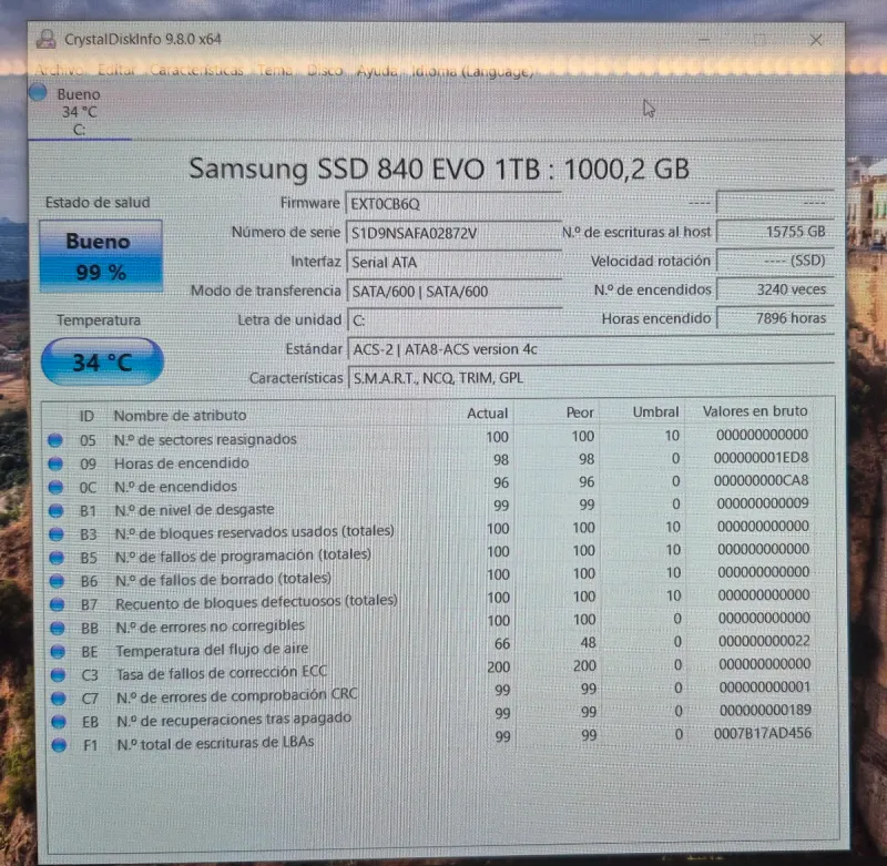 ASUS N550JV i7 16GB RAM 1TB SSD en perfecto estado afbeelding 8