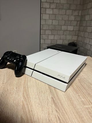 Console PS4 Bianca + Controller Nero