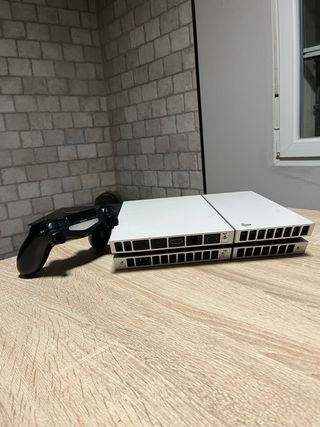 Console PS4 Bianca + Controller Nero