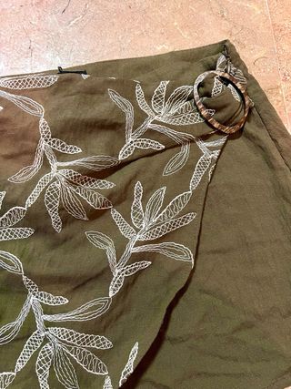 Conjunto Top y Falda pantalon bordados