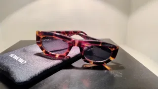 Gafas de sol Komono nuevas con etiqueta