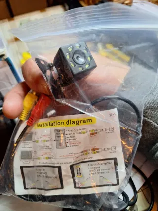 Pantalla Coche Hippcron All-In-One con cámara tras