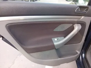 Volkswagen Golf 2005