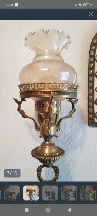Aplique de pared dorado y transparente