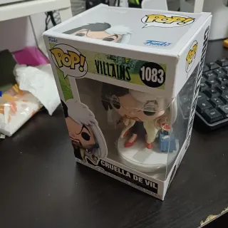 Funko Pop Cruella de Vil Villains 1083
