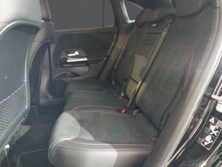 Mercedes GLA GLA 200 D 4MATIC