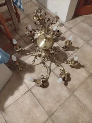 Lámpara de techo dorada