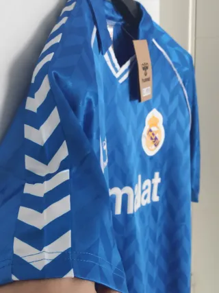 Camiseta fútbol retro Real Madrid Parmalat. L