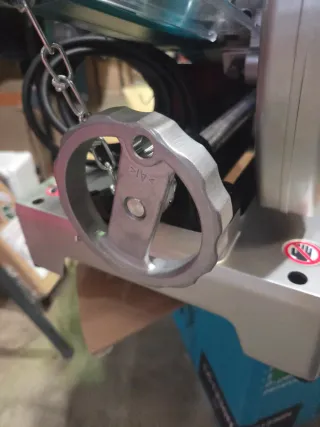 Makita LC1230N Sierra Cortadora de Metales,nueva