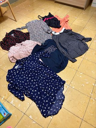 4 blusas, 1 camiseta, 1 vestido ,  blusa lactancl