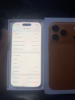 iPhone 17 Pro Dorado/Naranja