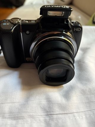 Cámara Olympus 3D 18x Zoom