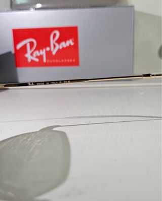 Occhiali Ray Ban RB3947 Oro