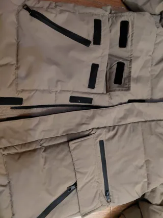 Chaqueta abrigada beige nueva