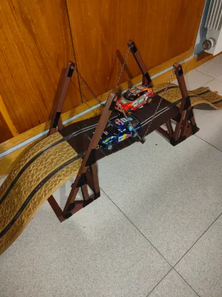 Scalextric Off Road y puente colgante