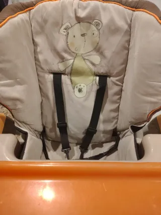 Trona de bebé Jané con bandeja extrible