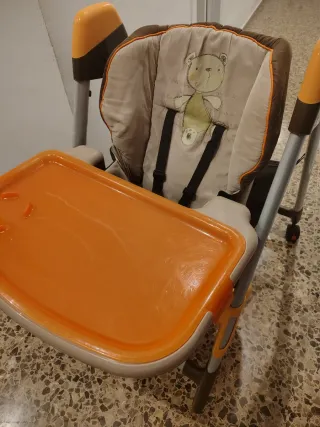 Trona de bebé Jané con bandeja extrible