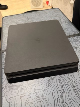 PS4 Slim Nera