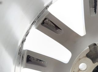 Volkswagen 3g0601025bm llanta passat 2.0 2379934