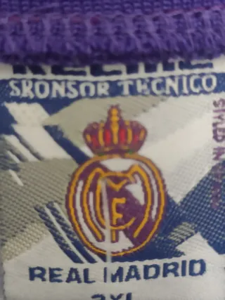 Maglietta calcio Retro Real Madrid. Redondo 6. XL