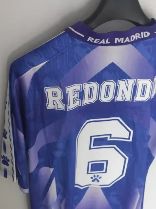 Maglietta calcio Retro Real Madrid. Redondo 6. XL
