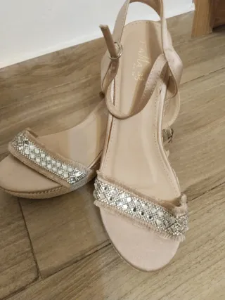 Sandalias Zara Beige Talla 35