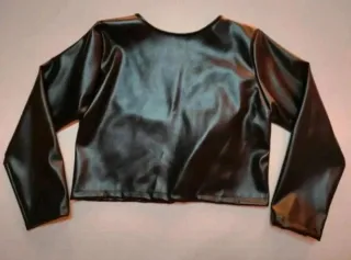 Giacca corta similpelle nera