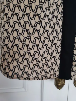 Vestido estampado beige y negro