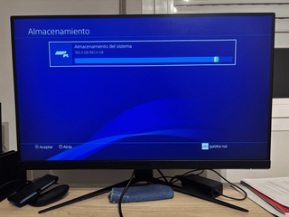 PS4 Pro 1TB + 2 Mandos + 3 Juegos