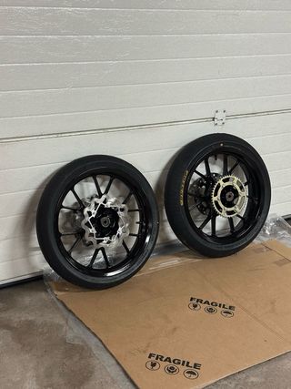 Llantas Derbi Senda DRD Edición Limitada