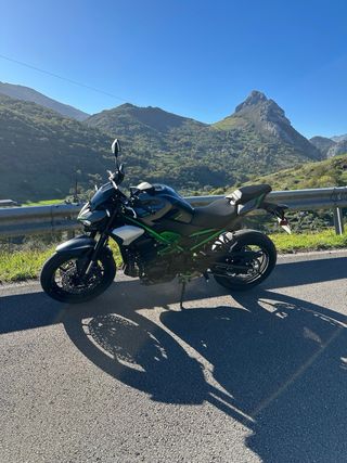 Kawasaki Z900 A2 2025