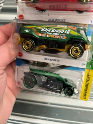 Lote 4 coches Hot Wheels