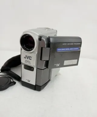 Cámara JVC Mini DV 200x Digital Zoom