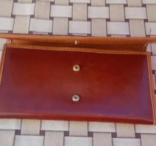 Monedero/cartera piel sintética marrón y rojo