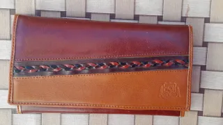 Monedero/cartera piel sintética marrón y rojo