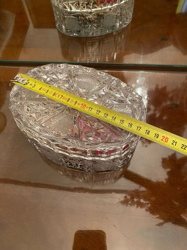 Bombonera cristal tallado con tapa