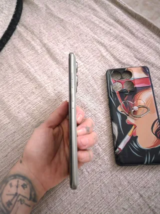 Motorola Grigio con Custodia Design Donna