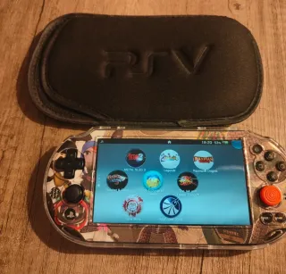 PS Vita Multicolor con funda