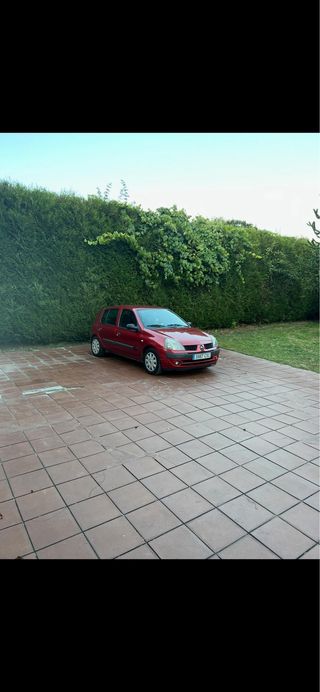 Renault Clio 2005