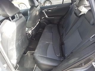 Toyota Rav4 2.5l hybrid Style 4WD 163 kW (222 CV)