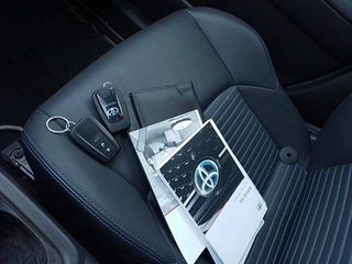 Toyota Rav4 2.5l hybrid Style 4WD 163 kW (222 CV)