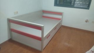 Cama individual con cajones