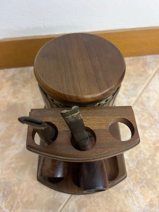 Supporto per pipa da fumo con barattolo