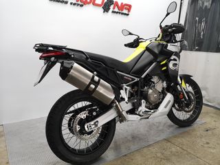APRILIA TUAREG 660 2023 3926 kms.