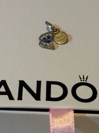 Pandora Charm Mariposa Azul y Plata
