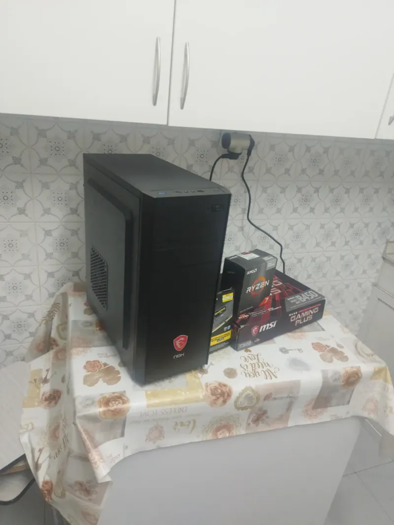 PC Gaming Ryzen 7 5700G 16GB RAM MSI B450 afbeelding 2