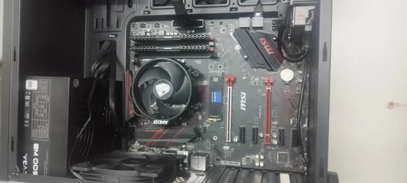 PC Gaming Ryzen 7 5700G 16GB RAM MSI B450 afbeelding 9