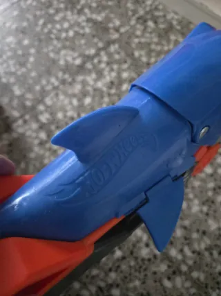 Coche Tiburón Azul y Naranja